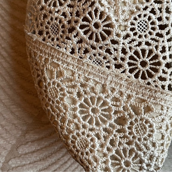 EUC TOMS Natural Crochet Women's Classics Slip Ons Size 10 - Picture 8 of 9